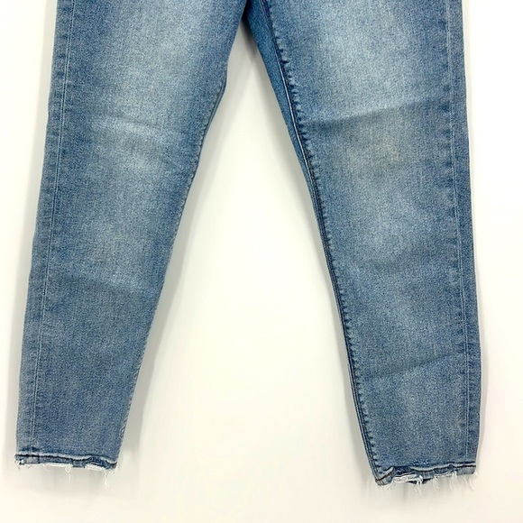 American Eagle stretch, high waist, distressed jeans, size 6 New - Picture 5 of 11